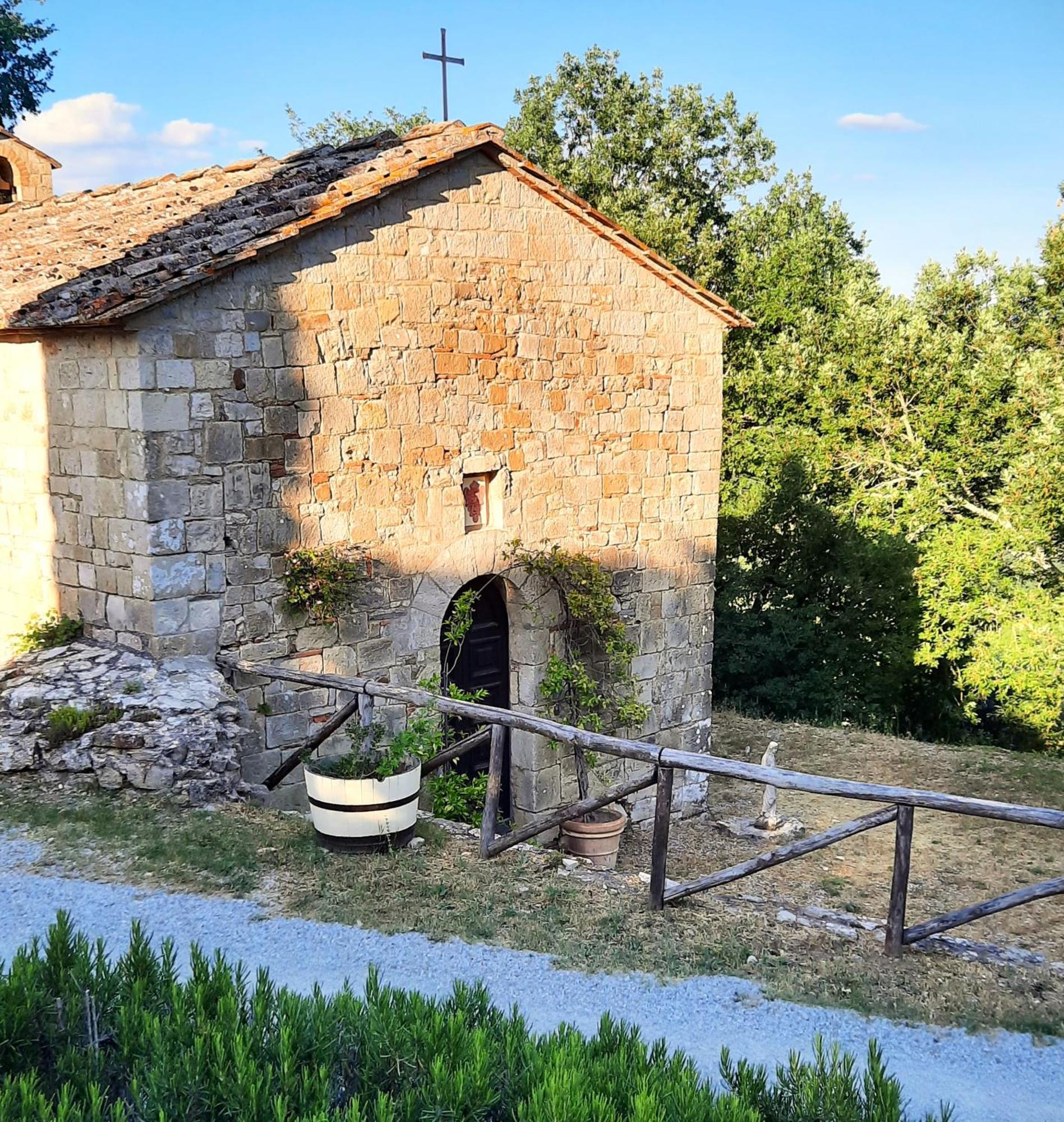 Borgo Livernano - Farmhouse With Pool Radda in Chianti Eksteriør bilde